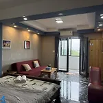 Bờ Sông Hotel