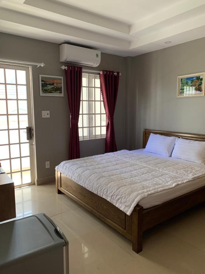 Bờ Sông 2* TP. Hồ Chí Minh