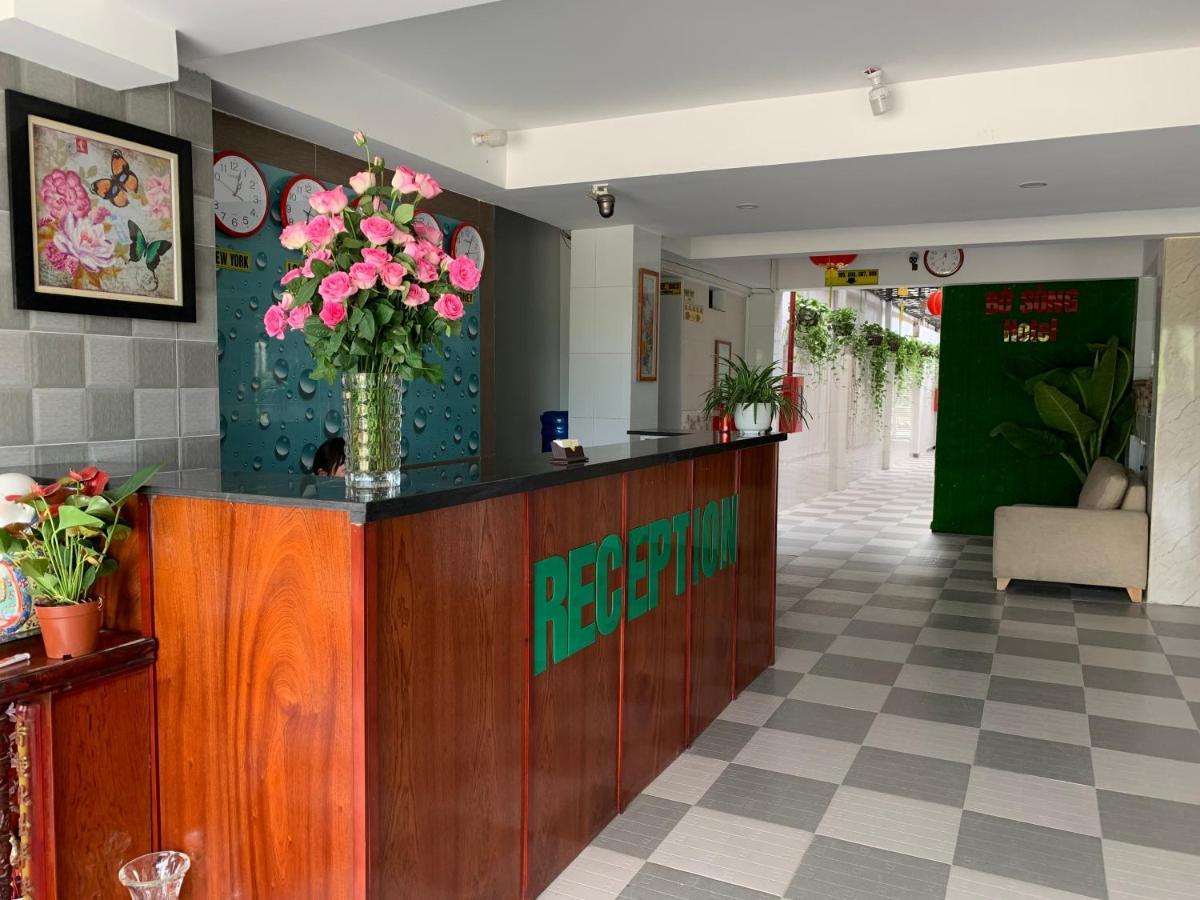 Bờ Sông Khách sạn 2*