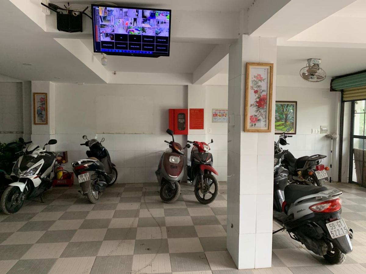 Bờ Sông 2*