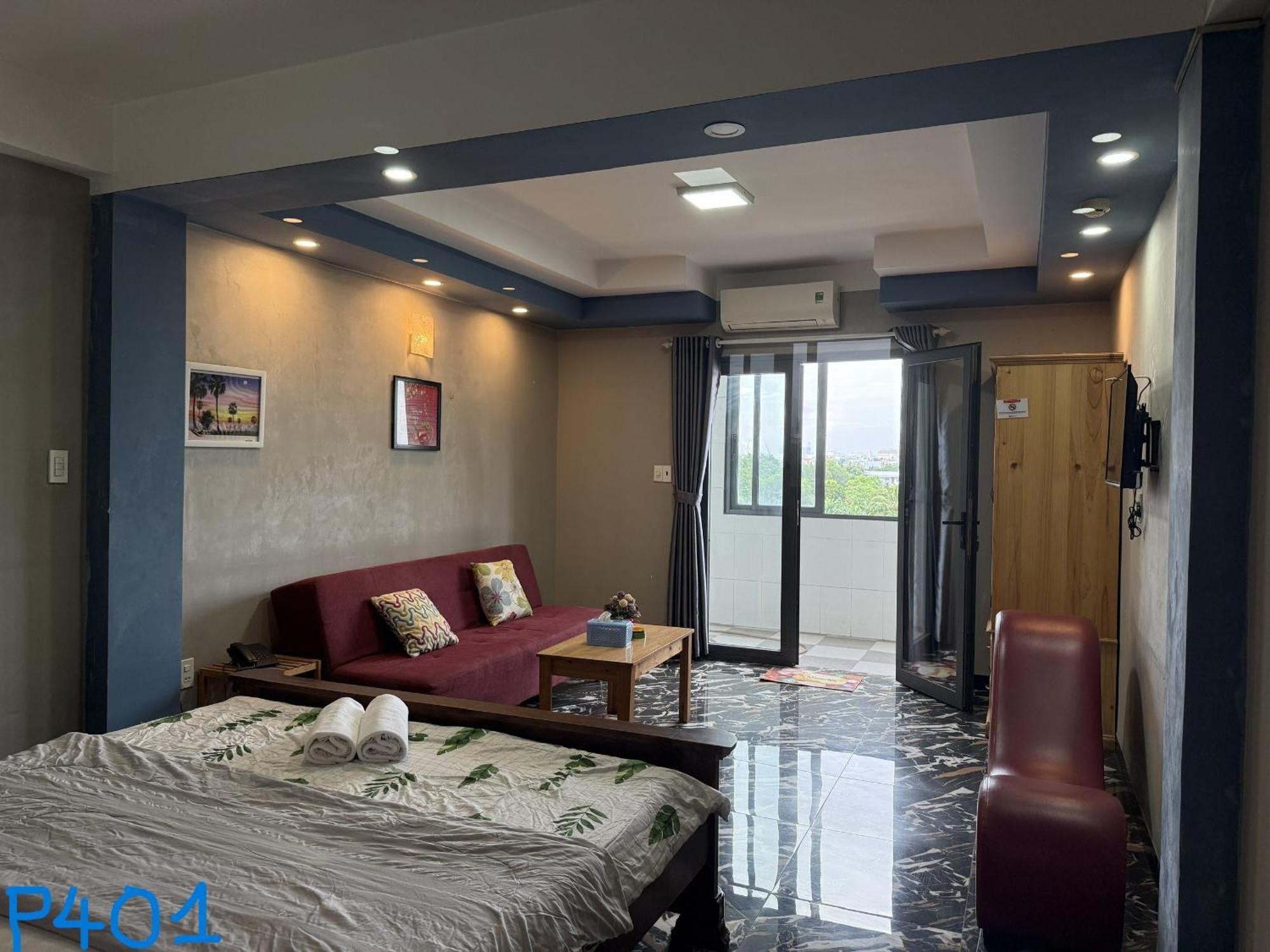 Khách sạn Bờ Sông 2*